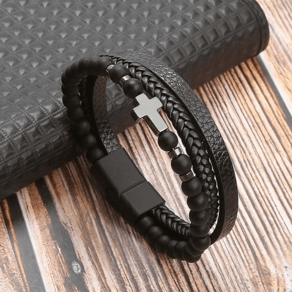 High-quality leather bracelet for men - stylish bling with gemstones and charms