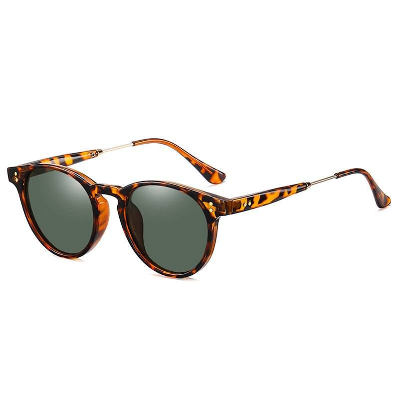 Men's sunglasses in black - UV400 protection for sunny days!
