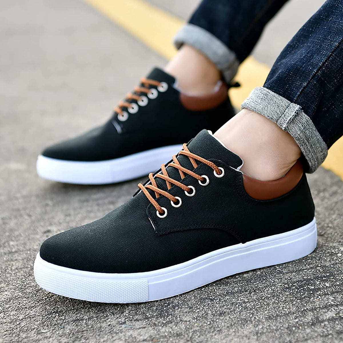 Magnus - Men’s Sneakers with a Crisp White Sole
