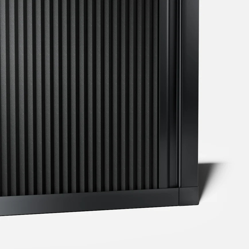 Privacy screen with hidden frame