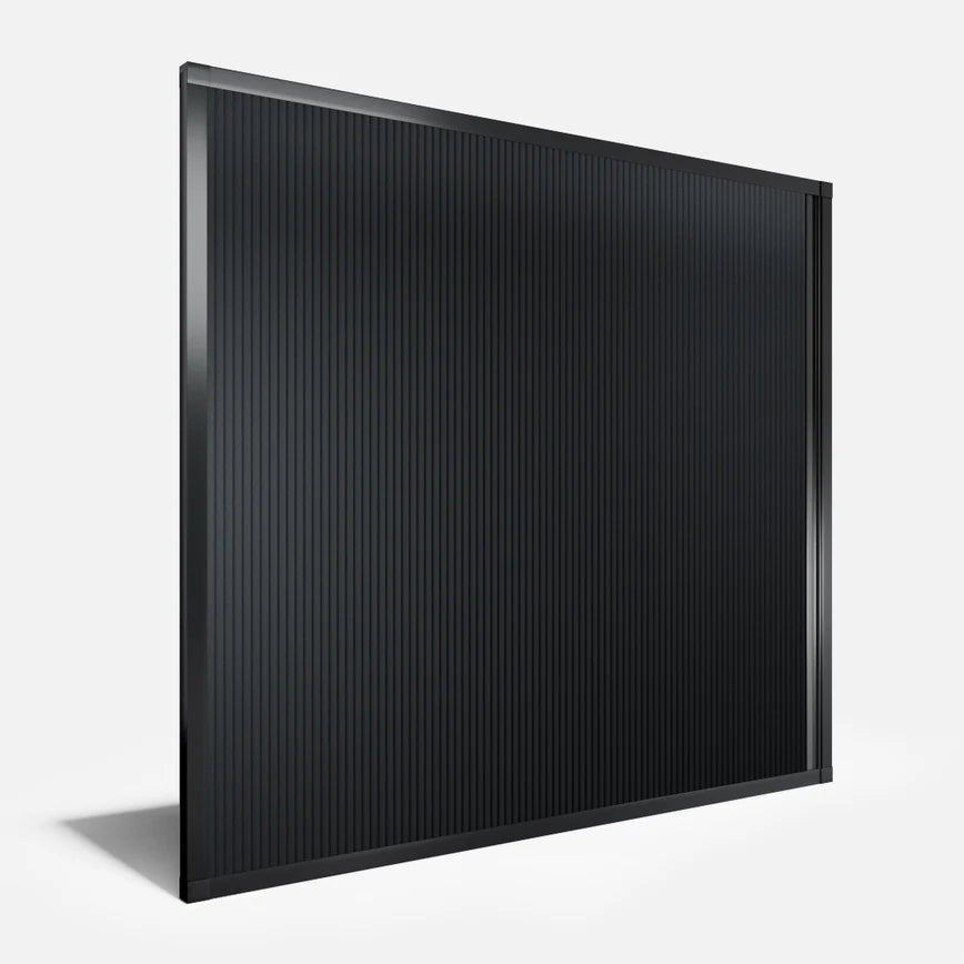 Privacy screen with hidden frame