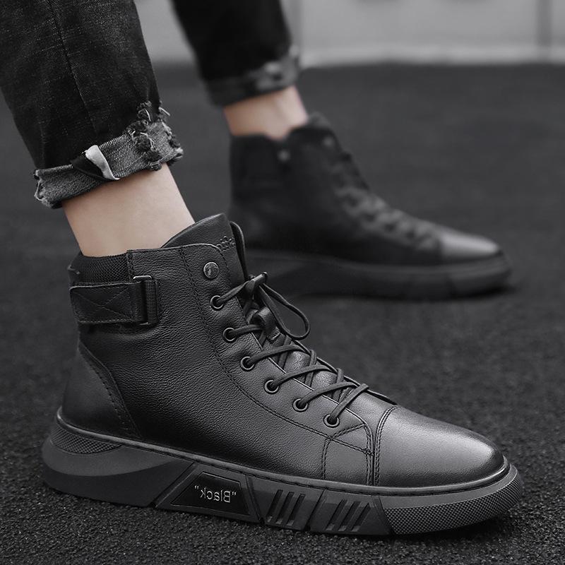 Hector - Robust black leather boots for men