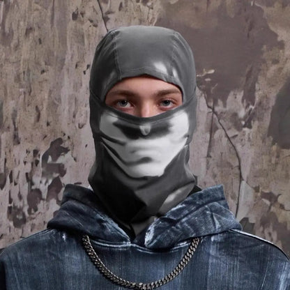Heat-reactive ski mask